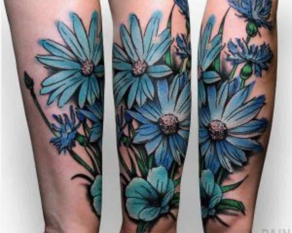 tattoo with daisies