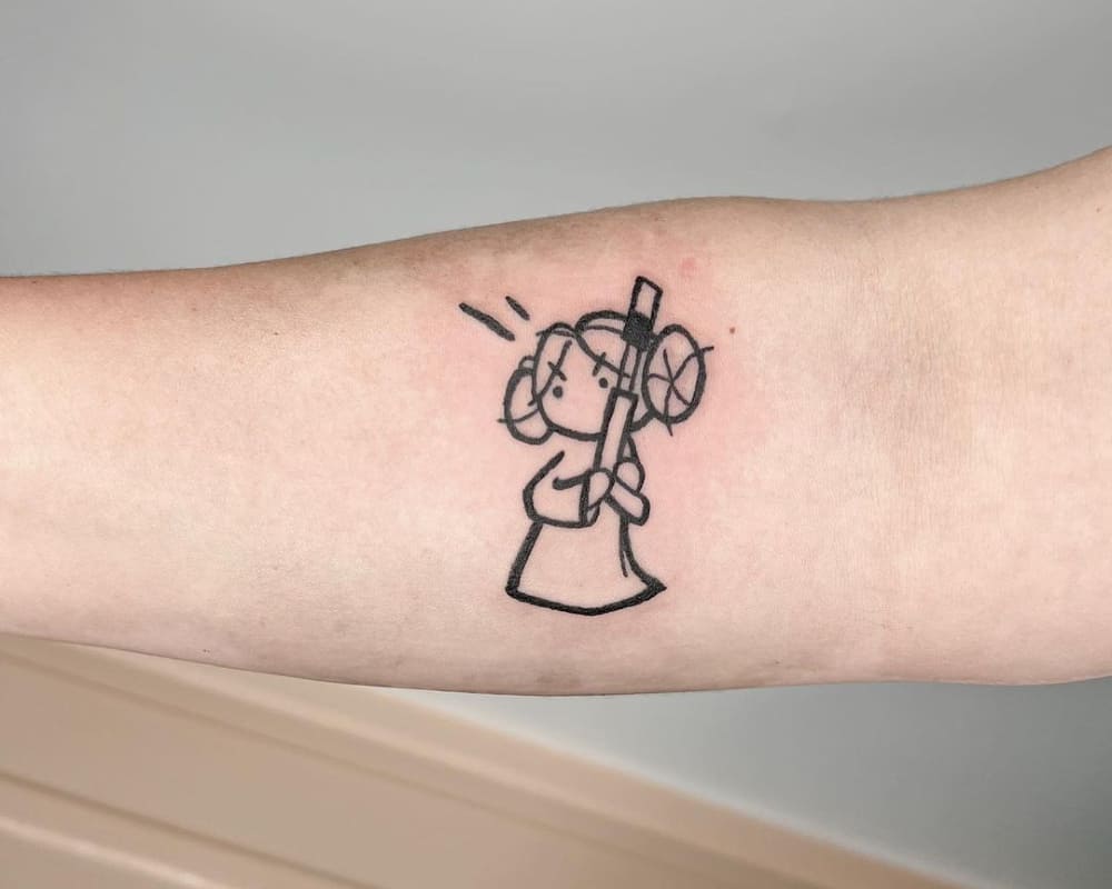 A minimalist tattoo of the lovely Princess Leia