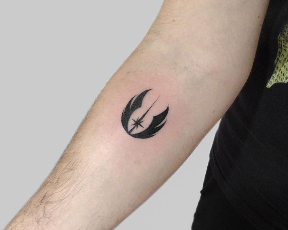 minimalist tattoo of Alliance Starbird