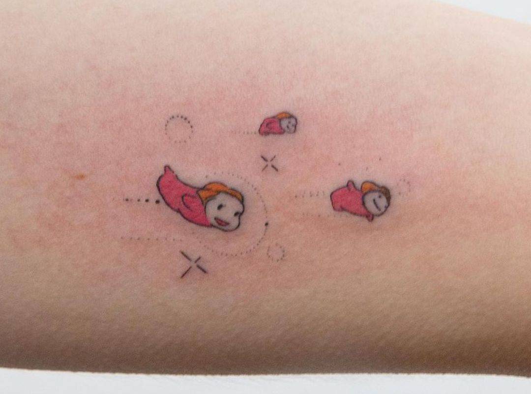 Flying little Ponyos with stars around tattoo
