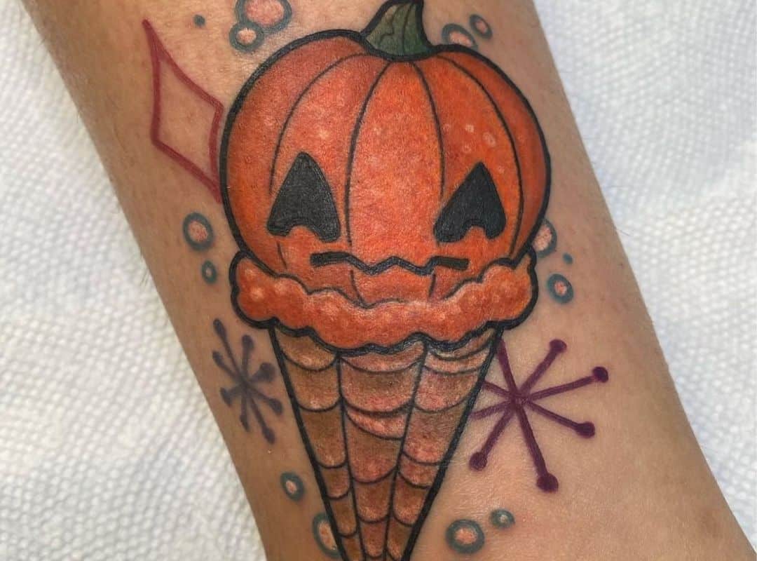 Pumpkin ice cream with geometry figures tattoo