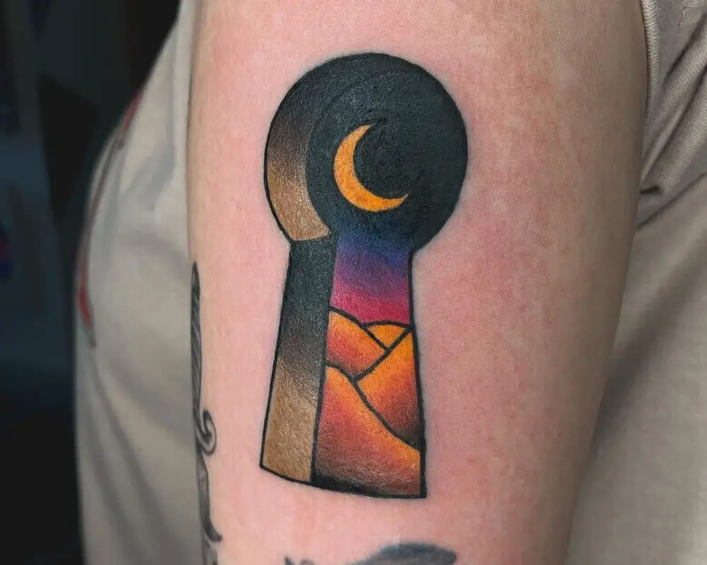tattoo view of the desert through the keyhole