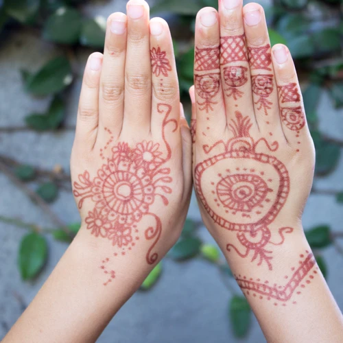 Tips For Making Temporary Henna Tattoos